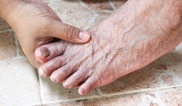 Everyday Habits for Elderly Foot Care